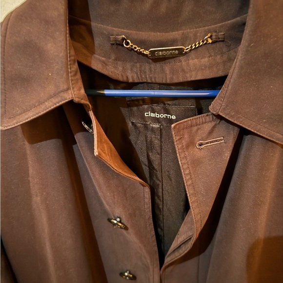 Claiborne Men's Black Coat, Vintage, Timeless Everyday Style - Picture 8 of 13